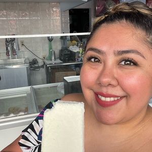 Meet your Posher, Simplify with Sadie.